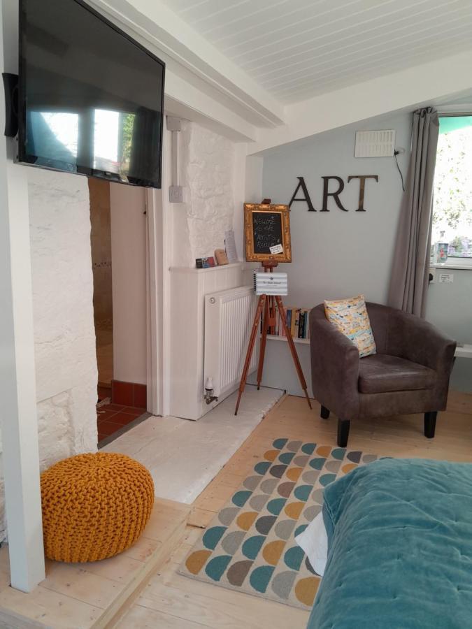 The Artist'S Retreat Apartment Calstock Exterior photo